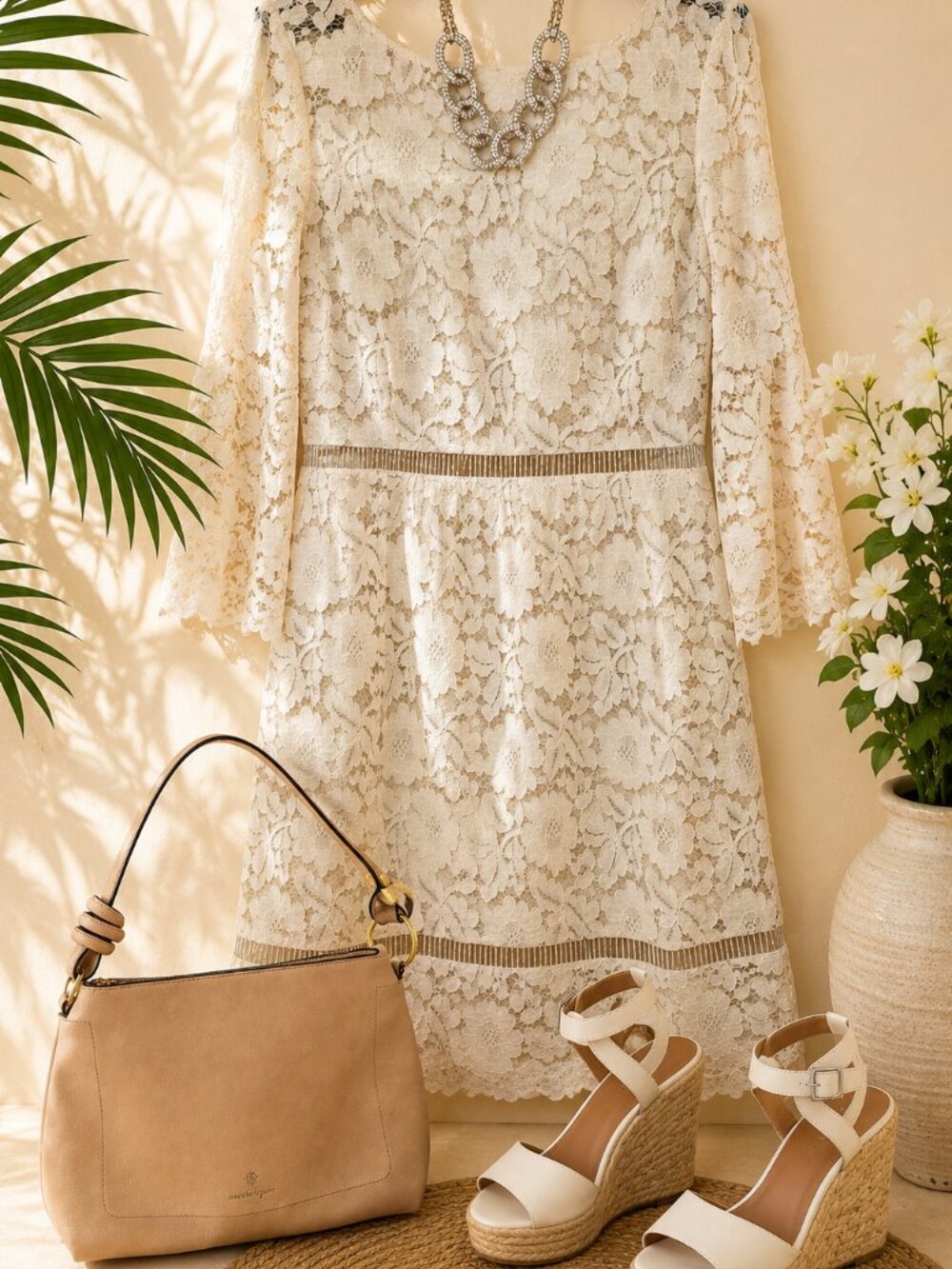 Vince Camuto Cream Lace Bell Sleeve Dress Size 14 Pockets Wedding Guest